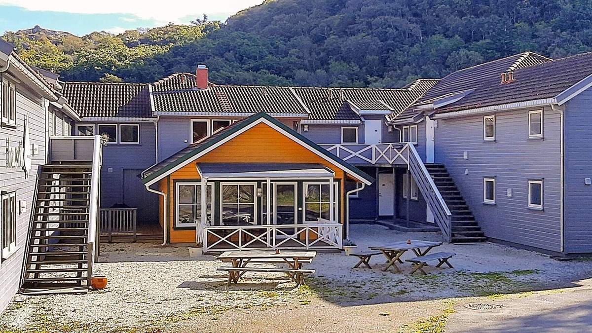 Lyngdal Apartment | 6 person holiday home in lyngdal