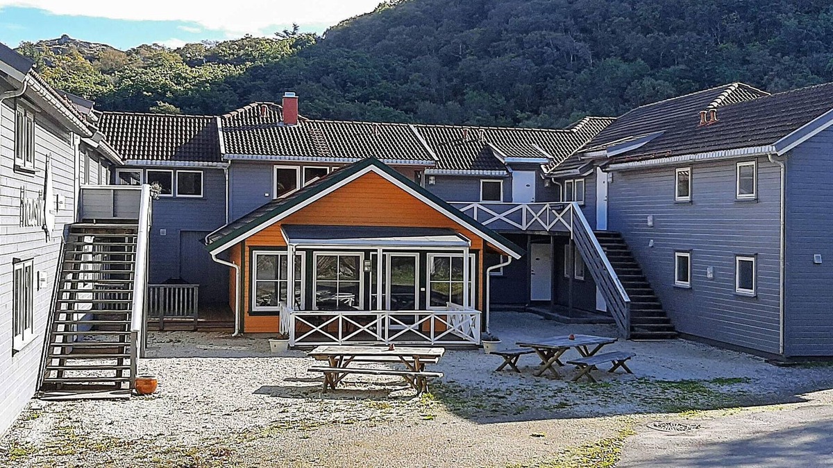 Lyngdal Apartment | 6 person holiday home in lyngdal