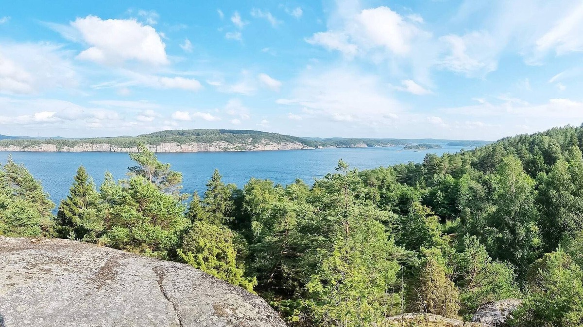 Brastad House | 6 person holiday home in BRASTAD