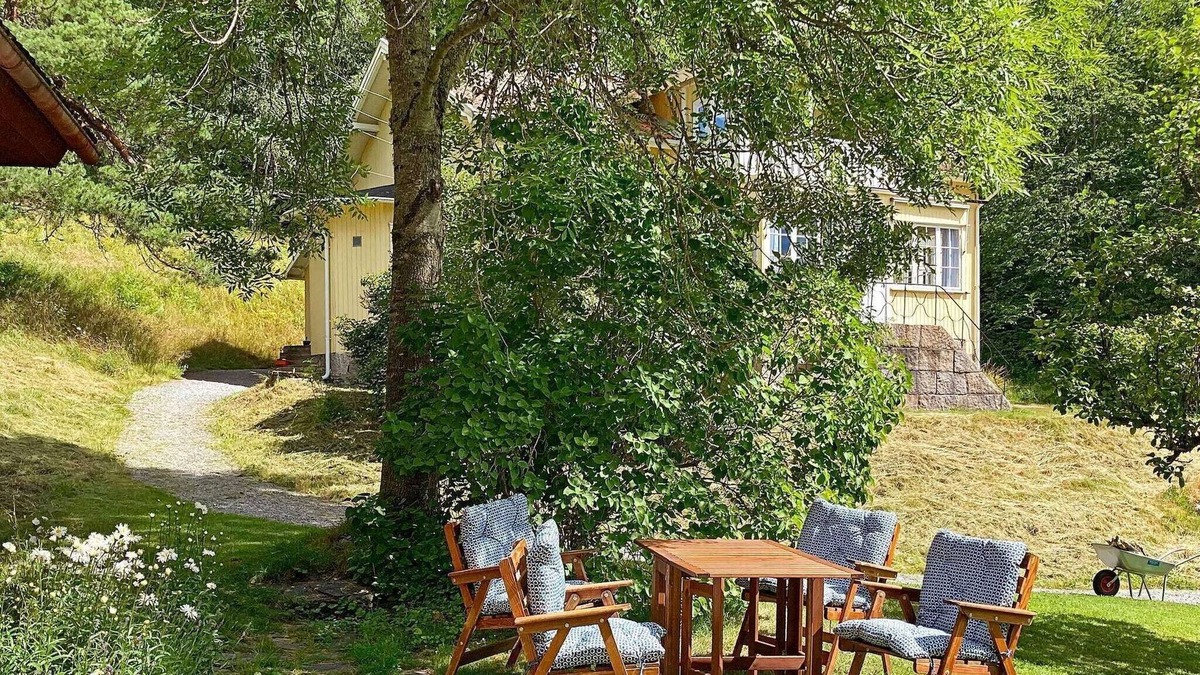 Dalskog House | 6 person holiday home in DALSKOG