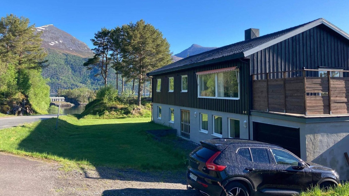 Halsa Municipality Apartment | 6 person holiday home in Halsanaustan