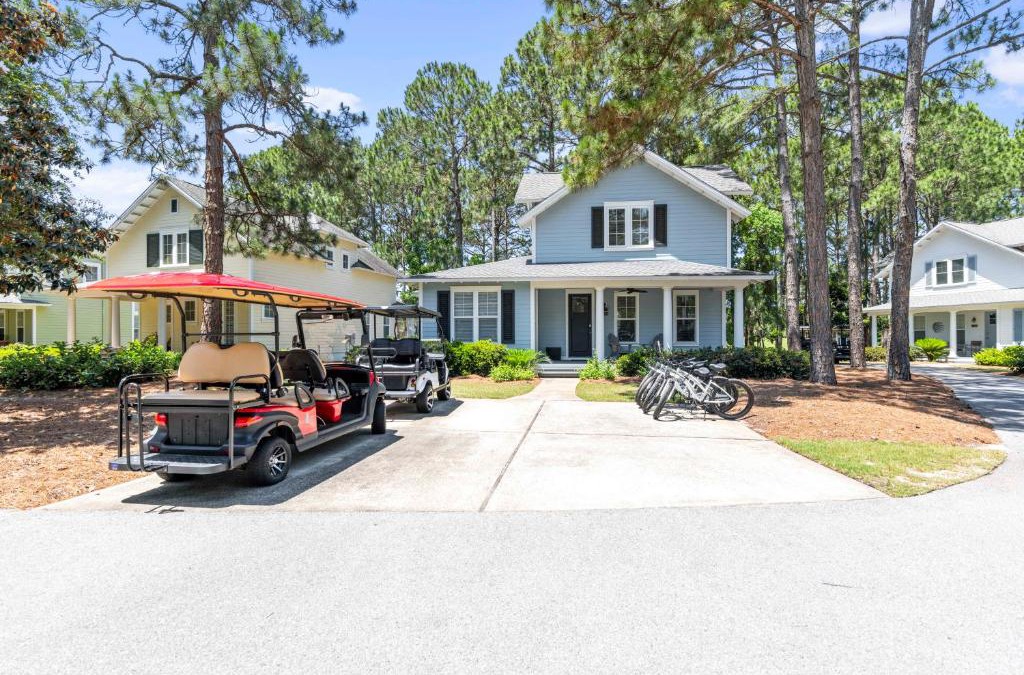 Laurel Grove House | 6-Seater Golf Cart Included! Lakeside Cottage in Sandestin ON Golf Course!