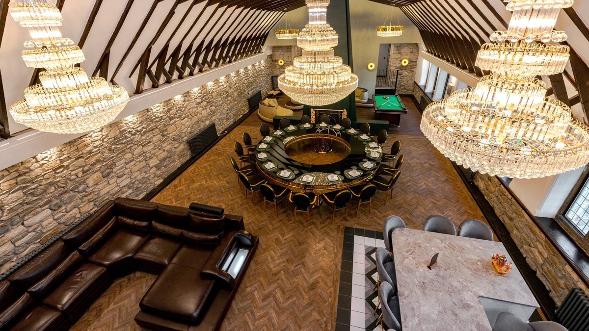 Cockermouth Villa | 6 Star Lux Large Manor House. Full Spa. bar. Sauna, Games room, Lake District.