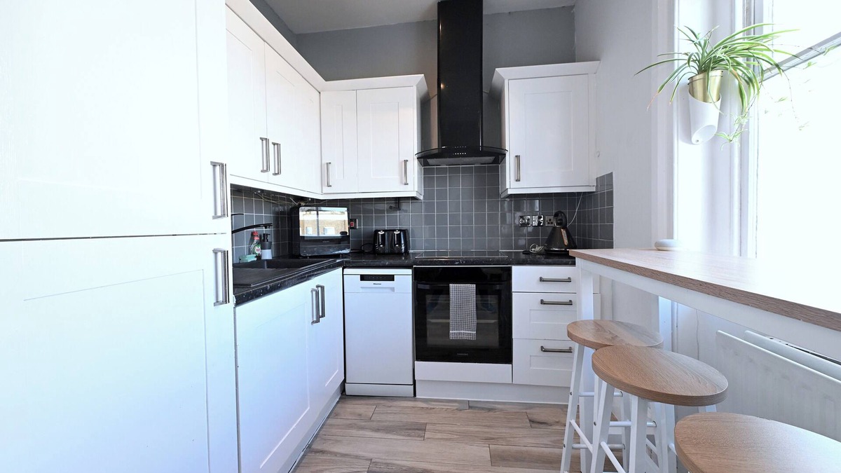 New Cross House | 60C Lewisham Way Se14 6NY London Umodzi House