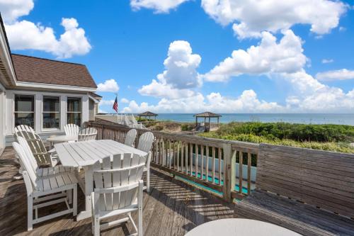 Nags Head House | 6120 - Yankee Clipper