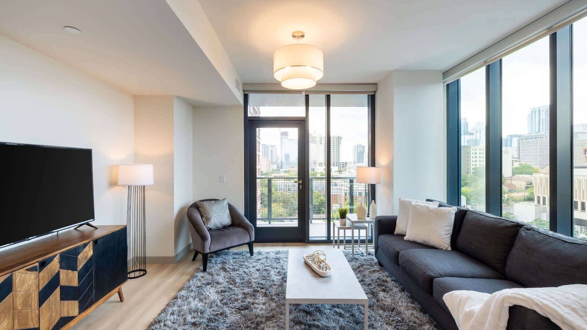 Red River Cultural District Apartment | #614 - ShortStayby Greystar at the Waller