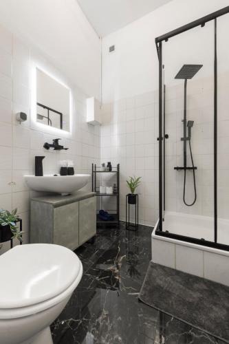 Schillerkiez Apartment | 62qm2, Massageseat, Billard-Table, King-Sized Bed