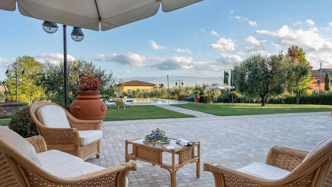 Montecarlo Villa | 650 m² Villa ∙ 4 bedrooms ∙ 10 guests