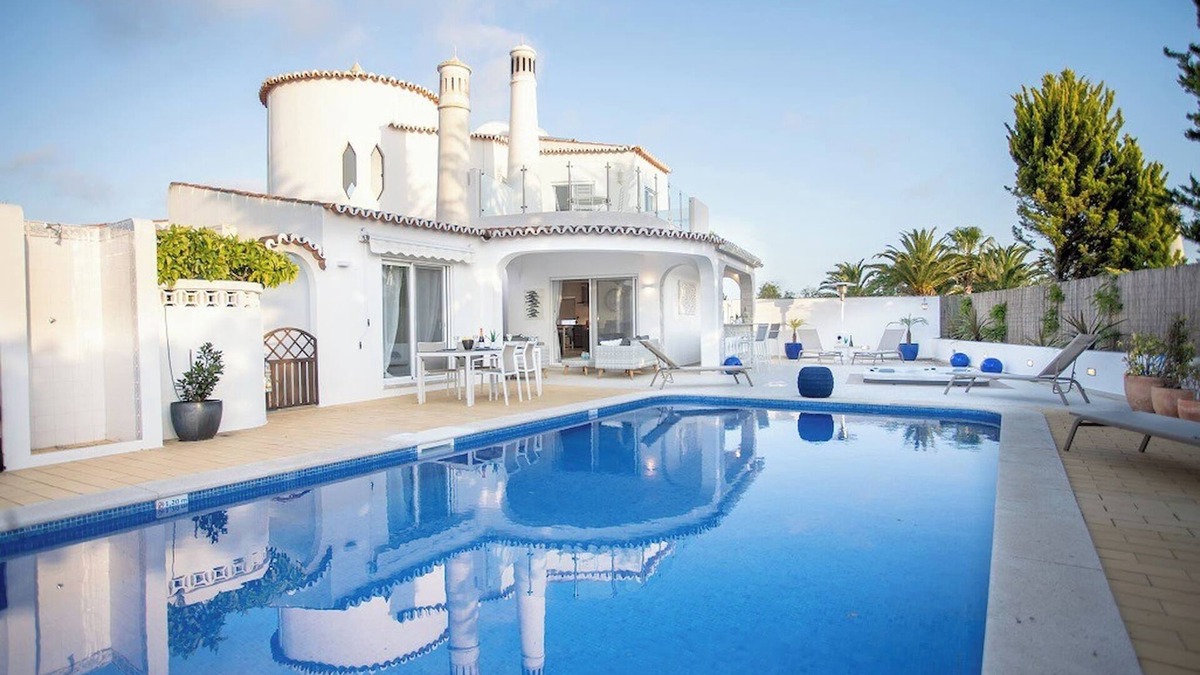 Areias Dos Moinhos Villa | 66 ADM Clara Beautifully Renovated Villa