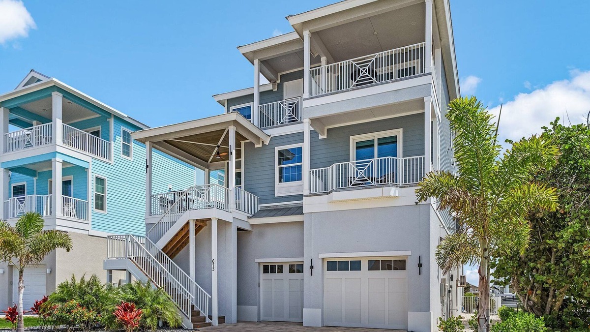 Fort Myers Beach House | 673 White Sands Retreat: Bay Views, Pool, Elevator