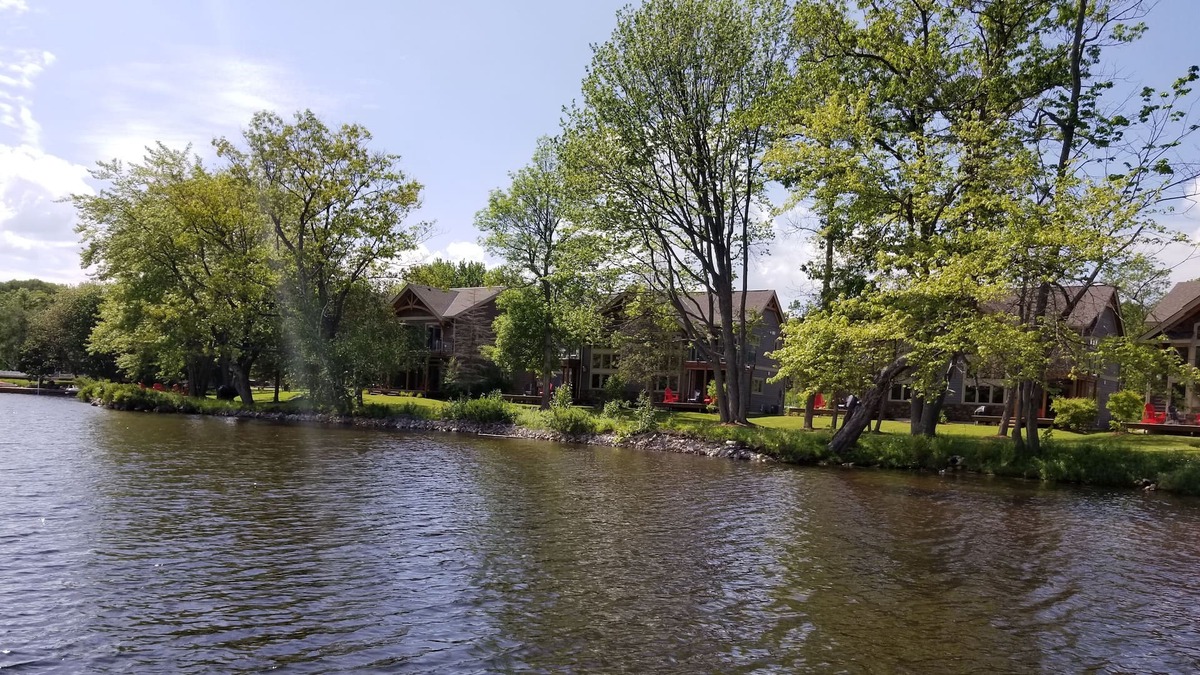 Muskoka Lakes House | 6A - 3 Bedroom Duplex
