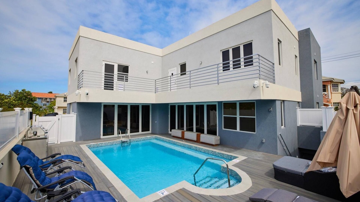 Enterprise Villa | 6BR Gated Villa near Beach w/Private Pool-KHVilla