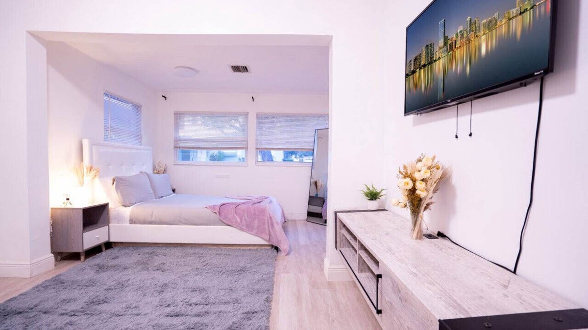 Liberty City House | 6BR Spacious Miami Home fits 22—Pool, Home Essentials, Game room, BBQ & More!