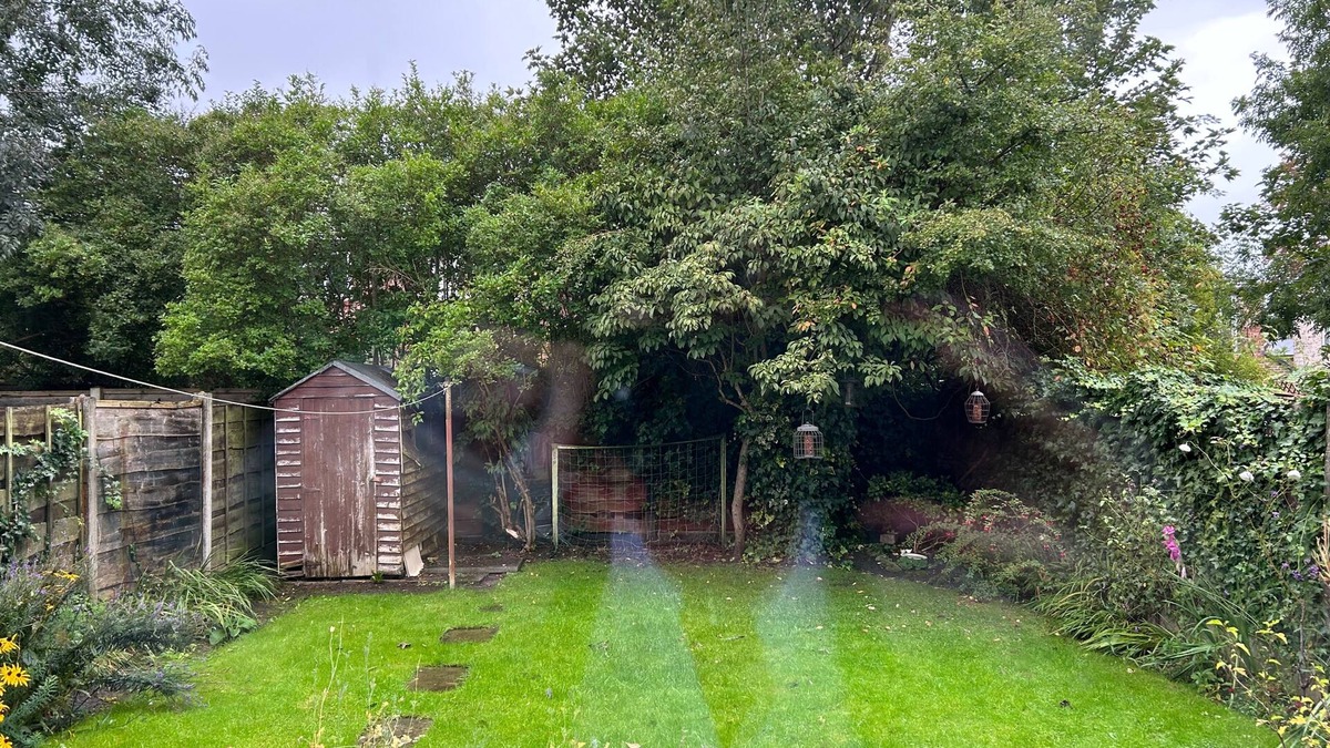 Manchester House | 6guests-parking-petsok-familyfriendly-garden