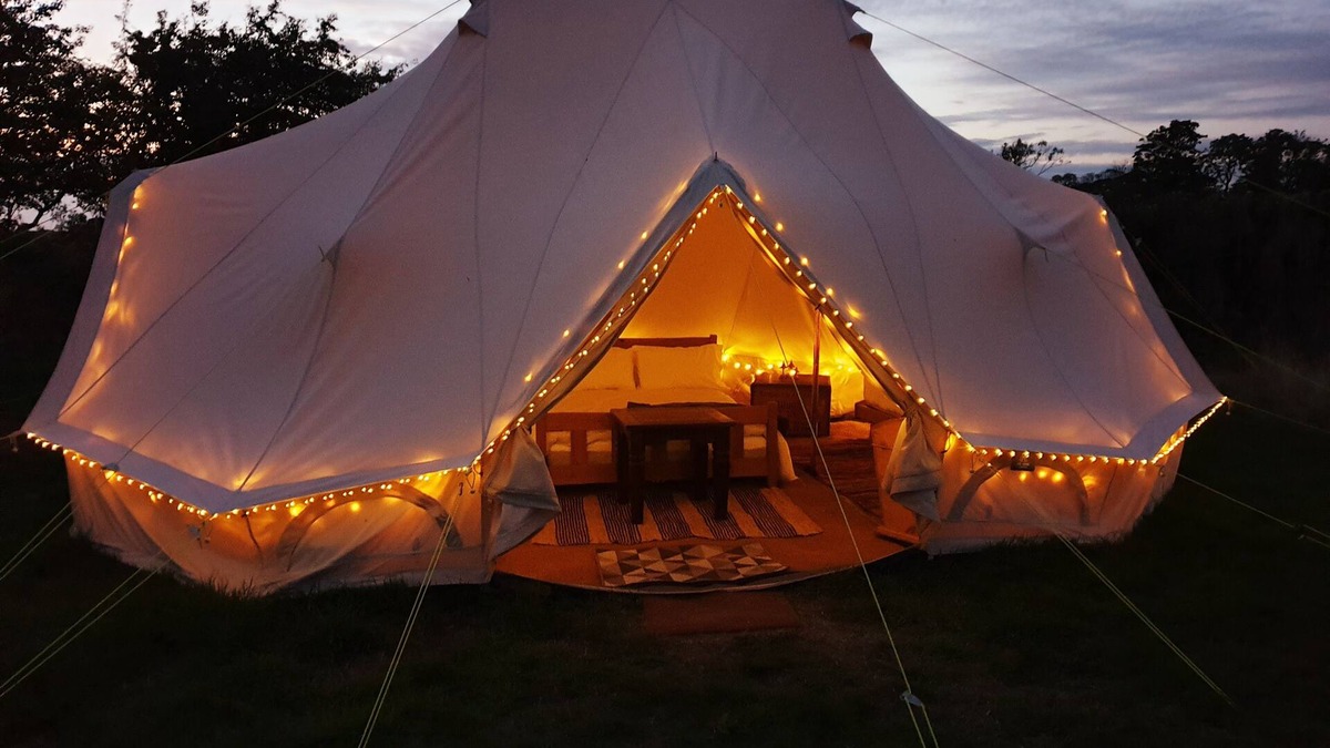 Saltburn-by-the-Sea Cabin | 6m Emperor tent, near Whitby, with log burner