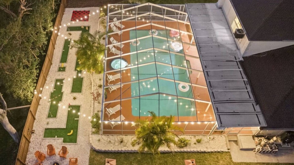 Clearwater House | 7 bedroom Clearwater Villa, Heated Pool + Mini Golf + Games