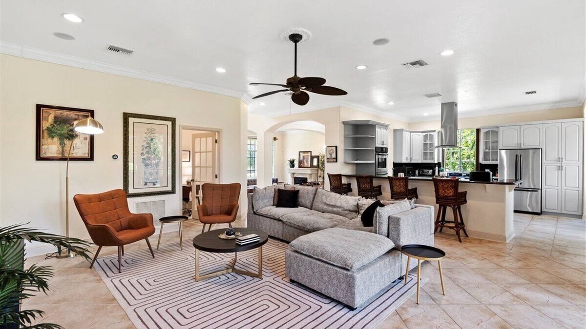 Loxahatchee House | 7 Bedroom Equestrian Haven