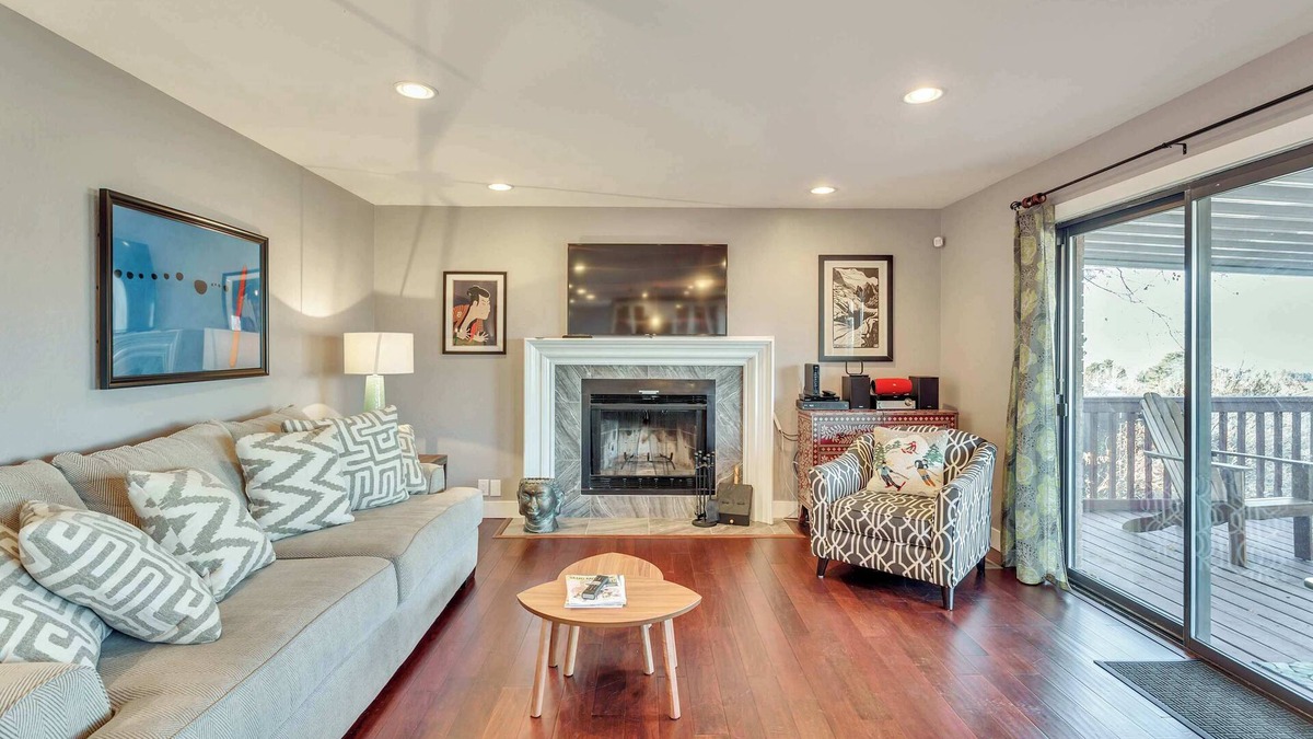 Cottonwood Heights House | 7-Bedroom Home by the Mountains