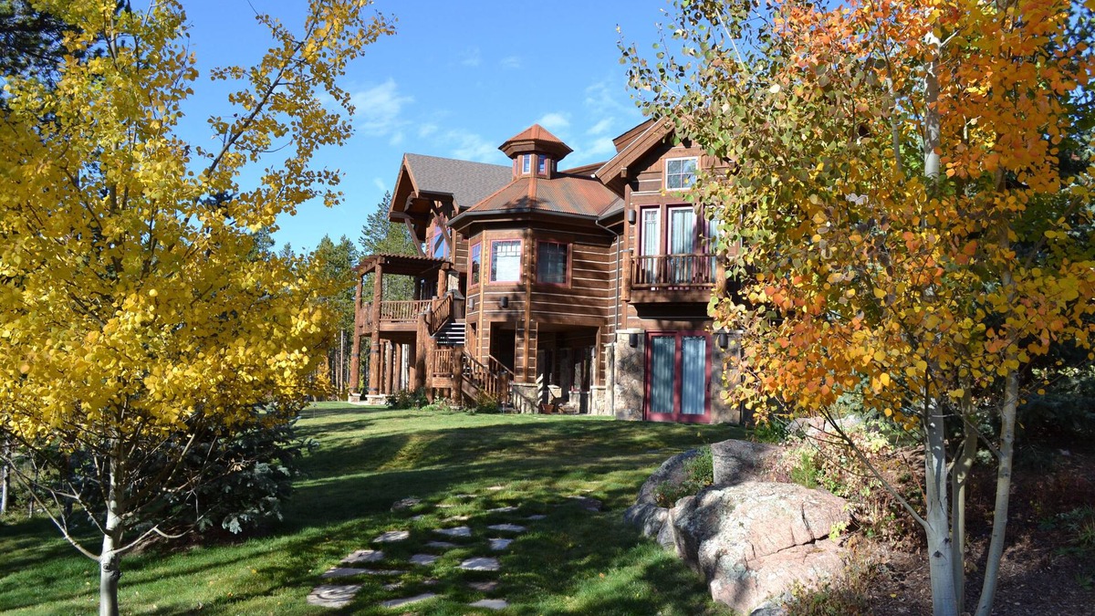 Granby Cabin | 7 bedroom vacation home magnificent views, luxurious interior