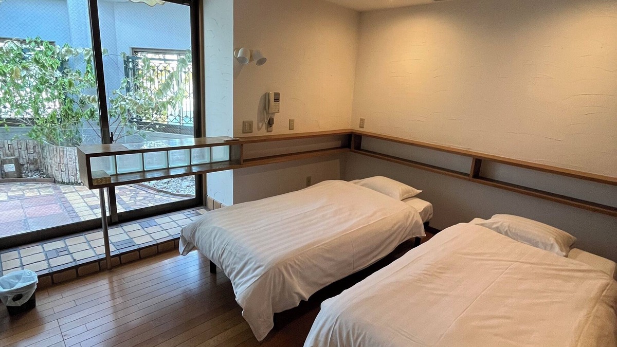 Shin-Osaka Apartment | 7 bedrooms. An inn with good access in the center of Osaka.