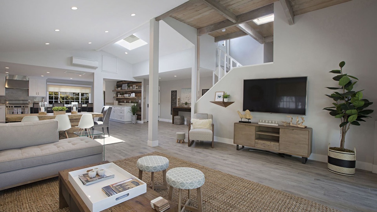 Village of La Jolla House | 7 Bedrooms In The Village! Beautifully Furnished