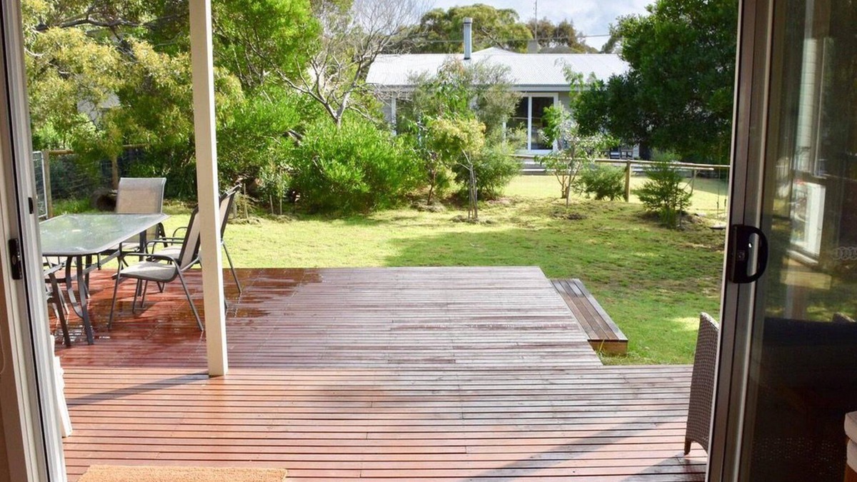 Anglesea House | 7 Parker - Nestled in the heart of Anglesea.