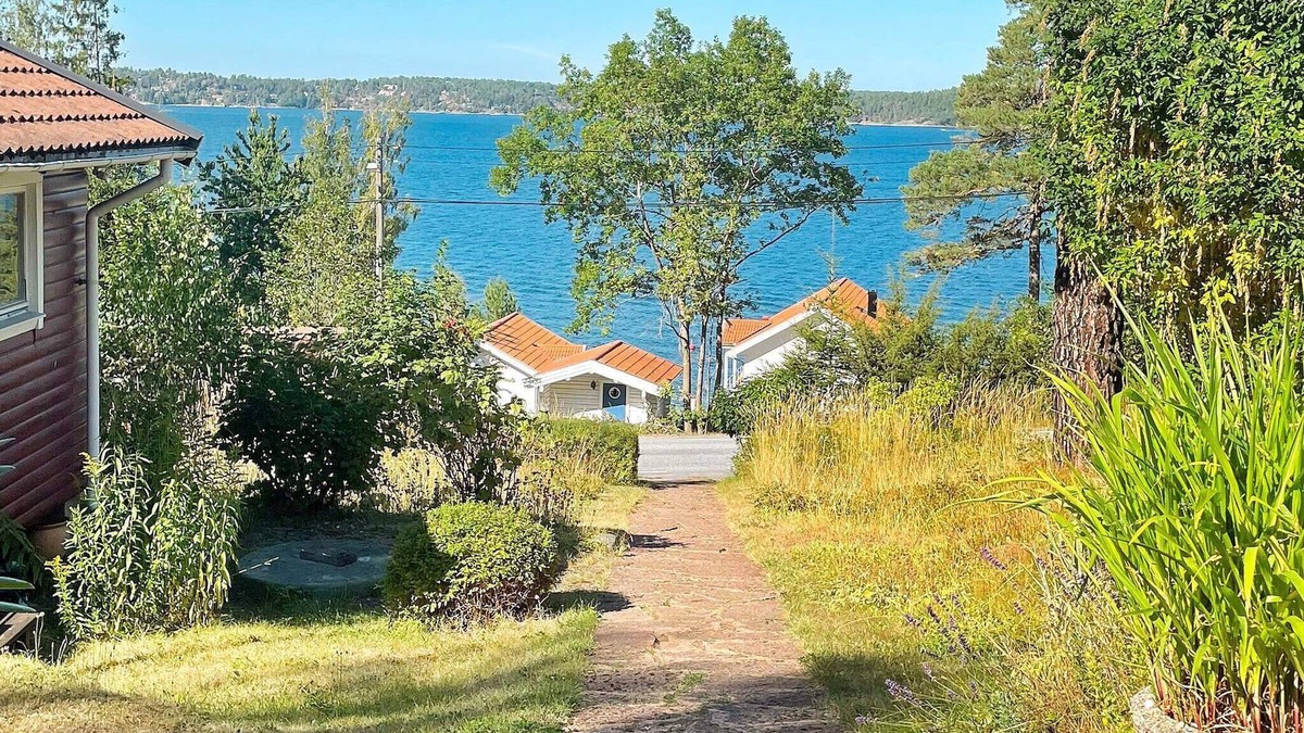 Tyreso House | 7 person holiday home in TYRESÖ