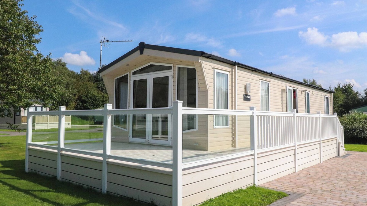 Skipton Cottage | 7 THE OAKS, pet friendly, character holiday cottage in Hellifield