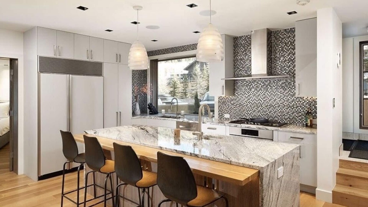 Aspen Condo | 700 ft to lift - creek & Mountain Views WiFi, 4 decks 4 indoor 2 out fireplaces