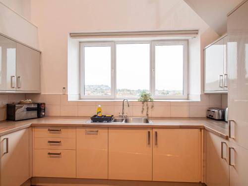 Kirkheaton Apartment | 700 m² Serviced apartment ∙ 2 bedrooms ∙ 6 guests