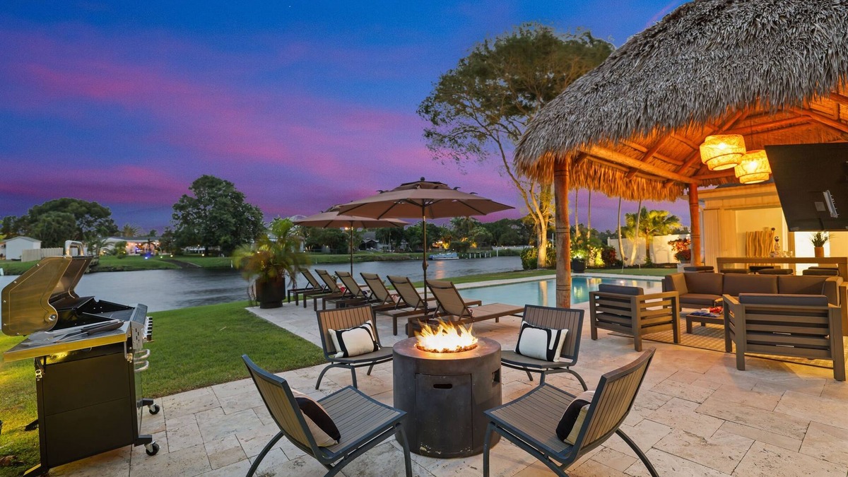 Boca Raton House | 702A Delray Waterfront, Heated Pool, Tiki Hut, Putting Grn, Large TVs, Paradise!