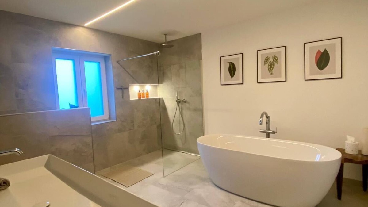 Spalt Apartment | 75 sqm I box-spring bed I garden I luxury bathroom