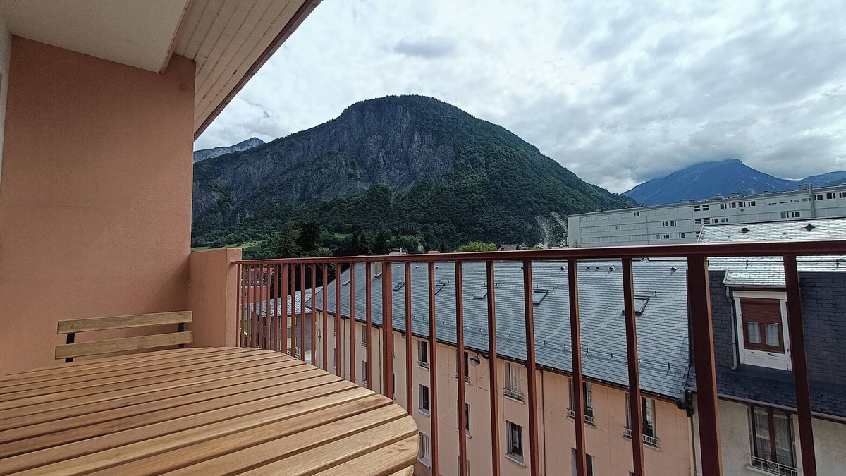 Saint-Jean-de-Maurienne Condo | 75m² apartment in Saint-Jean-de-Maurienne