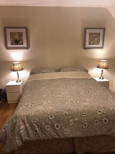 Kenmare House | 7B Riverside Villas