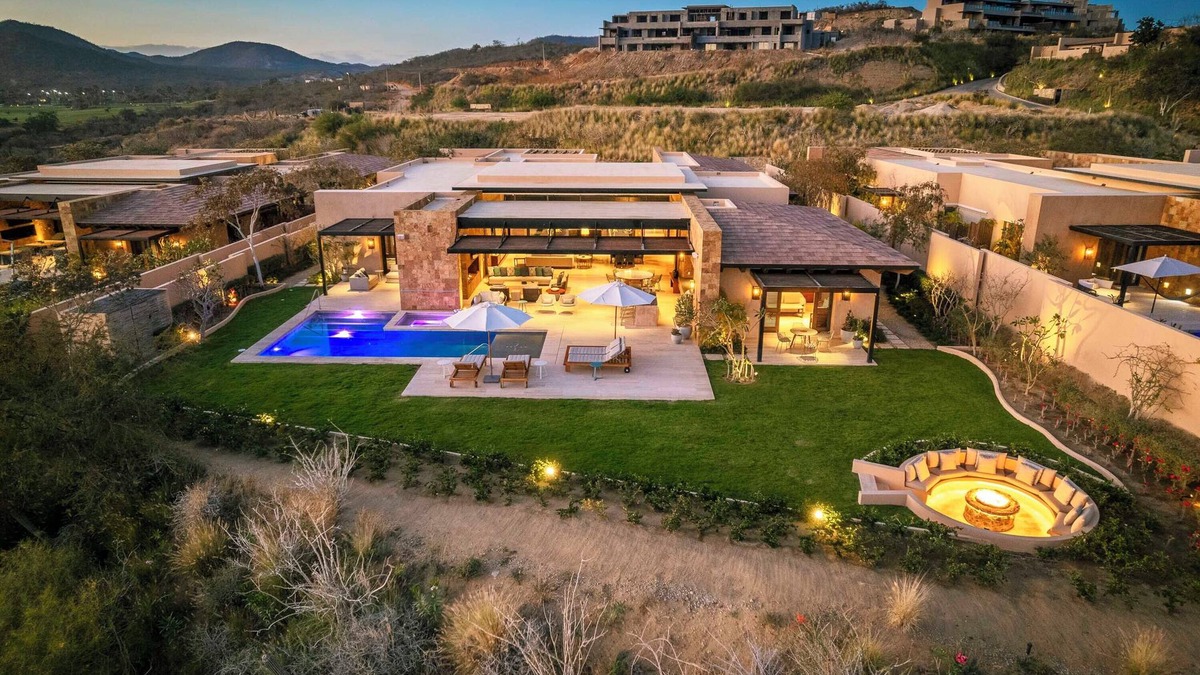 San Jose del Cabo Villa | 7BR Luxury Villa Where Family Memories Meet Five-Star Comfort!