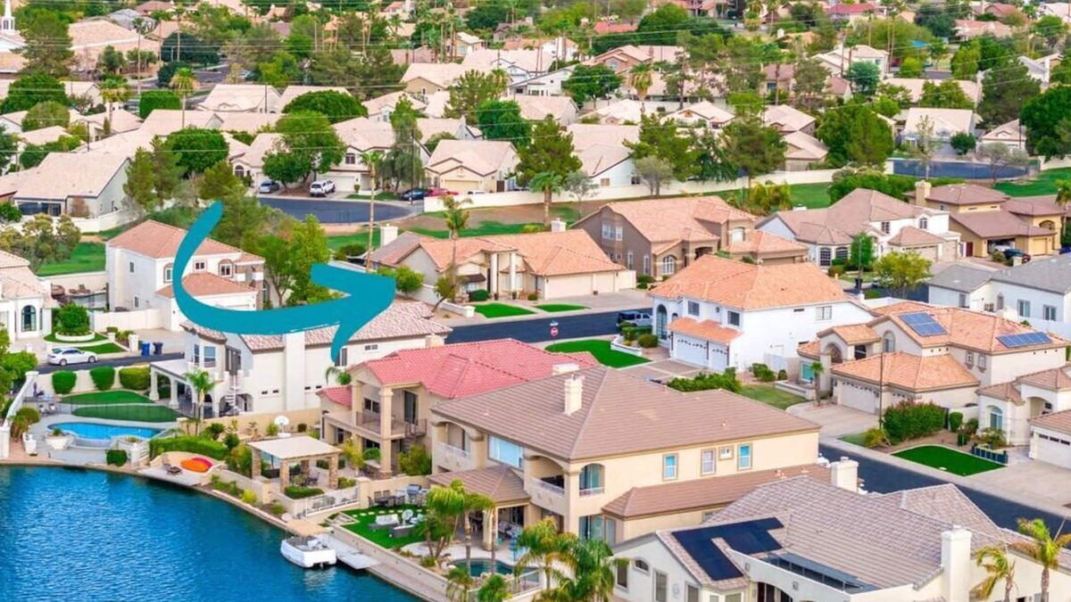 Val Vista Lakes House | 7th Heaven Luxury Lakes 5 Bed