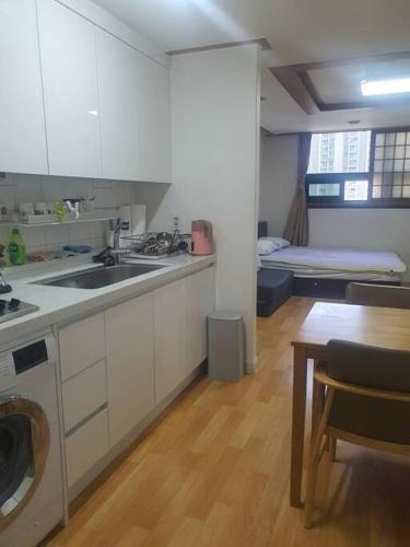Oryu-dong Apartment | 8층전망뷰 강남30분 여의도25분 가산디지탈10분 고척돔5분