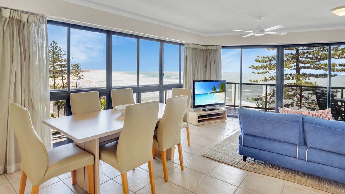 Coolum Beach Apartment | 8/1736 David Low Way