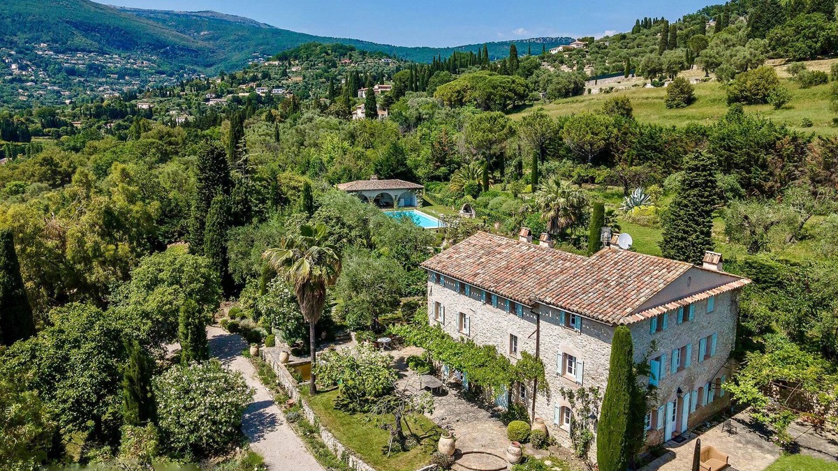 Grasse Villa | 8 BEDROOM AUTHENTIC PROVENCAL LUXURY BASTIDE, PERFECT FOR FAMILY HOLIDAYS