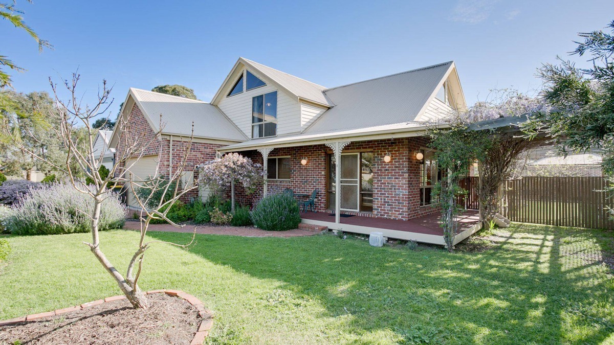 Silverleaves House | 8 Chale Court Silverleaves - Peaceful location