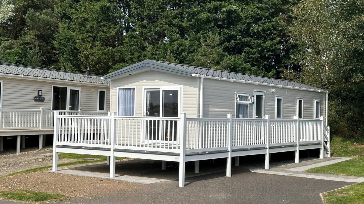Cayton Bay Cabin | 8 Guests - Pets accepted - Seaglass Cayton Bay