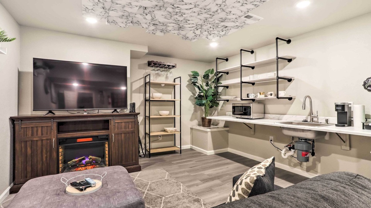 Commerce City House | 8 Mi to Barr Lake: Cozy Commerce City Home!
