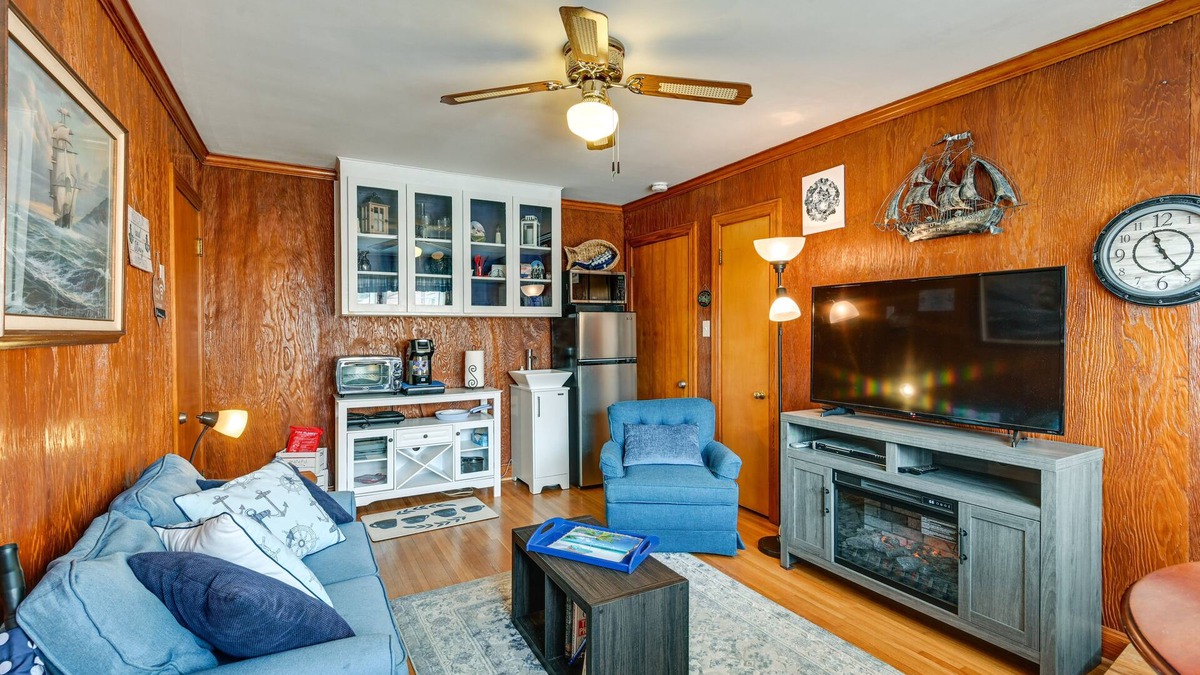 Nashville Apartment | 8 Mi to Broadway: WFH-Friendly Nashville Duplex!