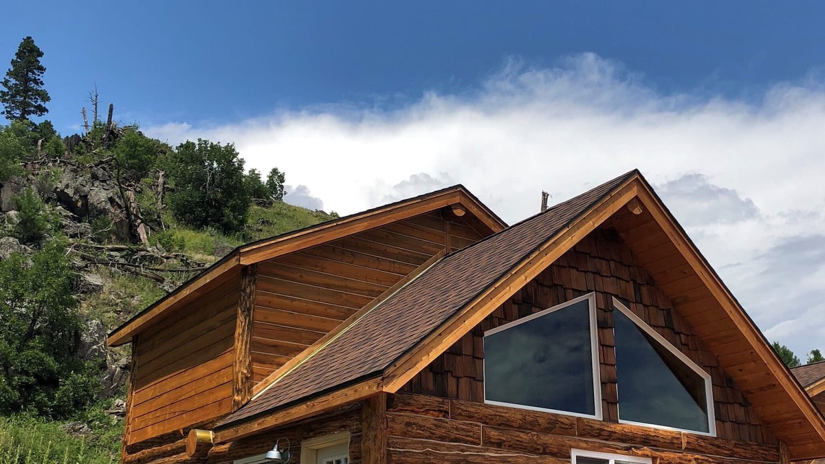 Rapid City Cabin | 8 miles to Mount Rushmore - Sleeps 2 to 6