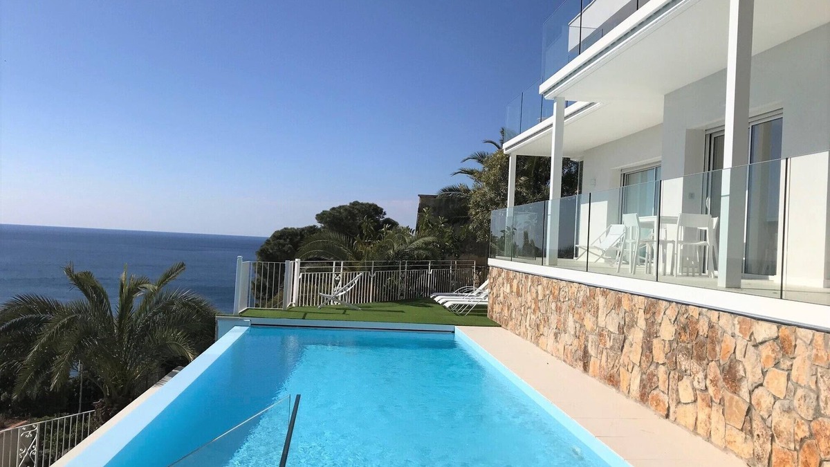 Canyet de Mar Villa | 8 minutes walk from Canyet beach VILLA ROSAMAR LUXURY * 320 m2, SEA VIEW