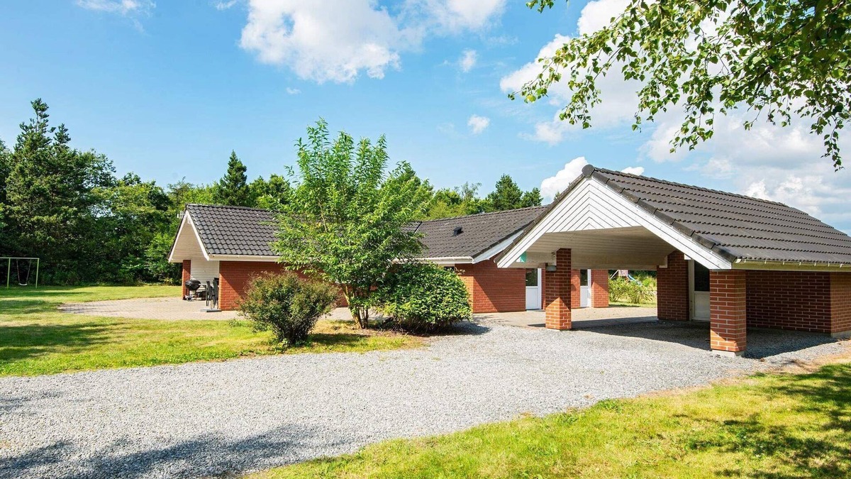 Jegum House | 8 person holiday home in Oksbøl-By Traum