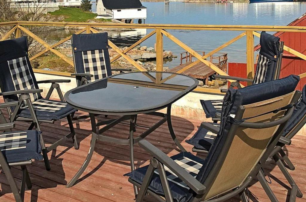 Averoy Municipality House | 8 person holiday home in averøy