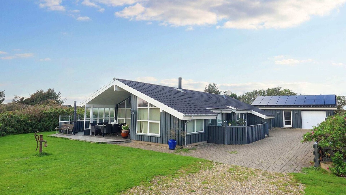 Lokken House | 8 person holiday home in Løkken-By Traum