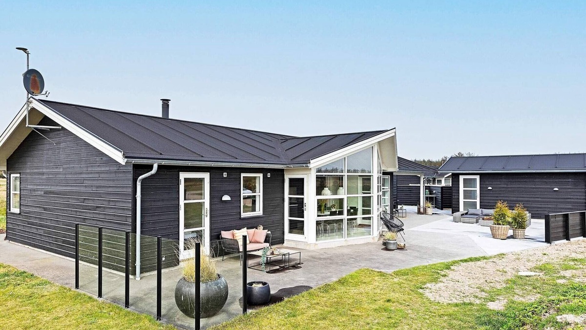 Lokken House | 8 person holiday home in Løkken-By Traum