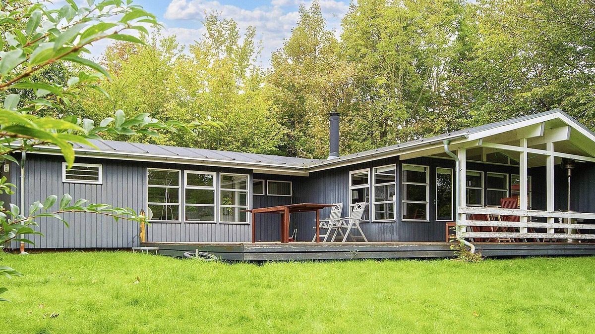 Ronde House | 8 person holiday home in Rønde